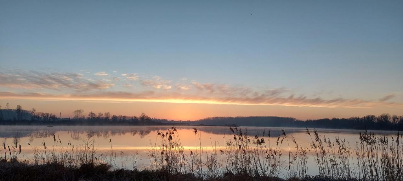 Détente et Balnéo au cœur de la Sensée Brunémont Esterno foto